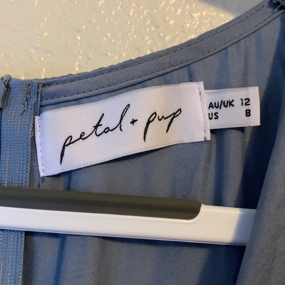 Petal & Pup. Women’s size 8 (AU/UK=12). Light blue. Tie-front. Satin - Picture 3 of 4